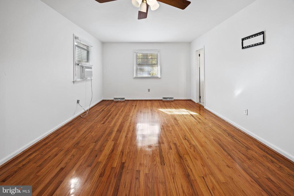 24 MAPLE AVENUE