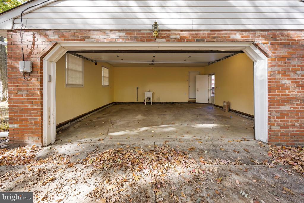 24 MAPLE AVENUE