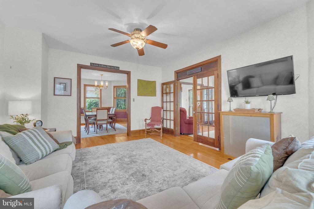 162 EDGEWOOD AVENUE