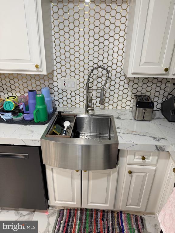 1801 EGG HARBOR ROAD Unit: 712