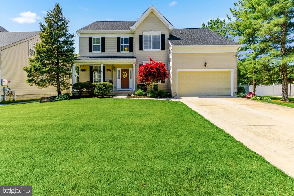 65 FOX HOLLOW LANE