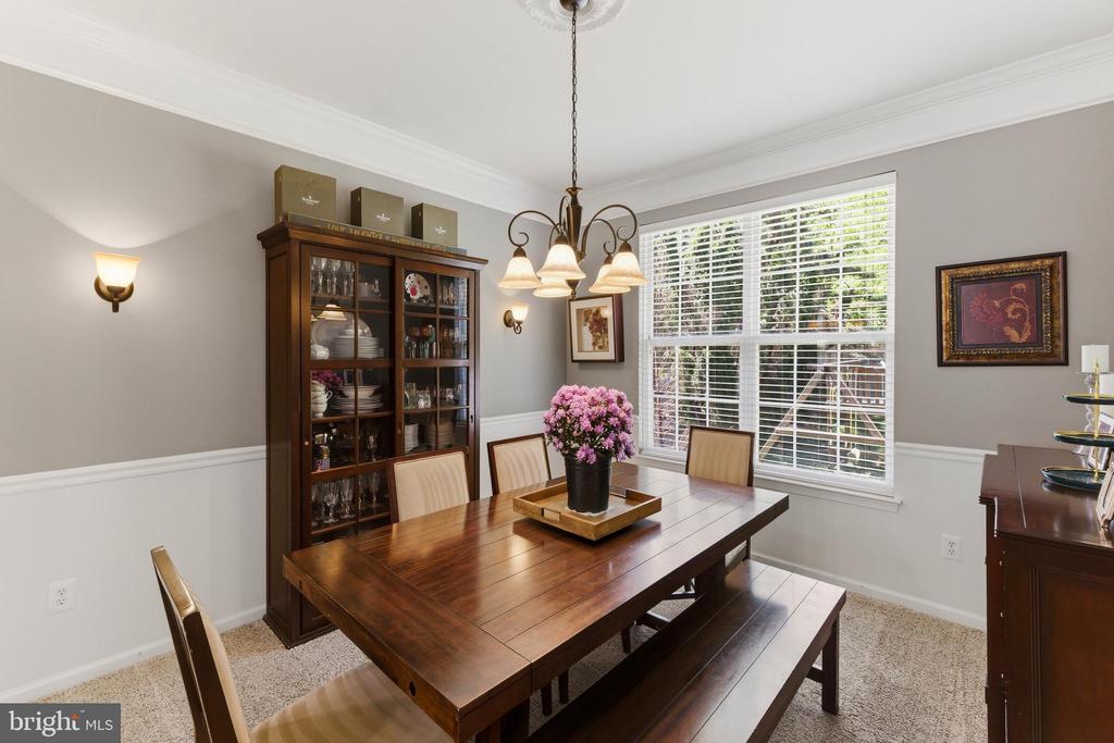 65 FOX HOLLOW LANE