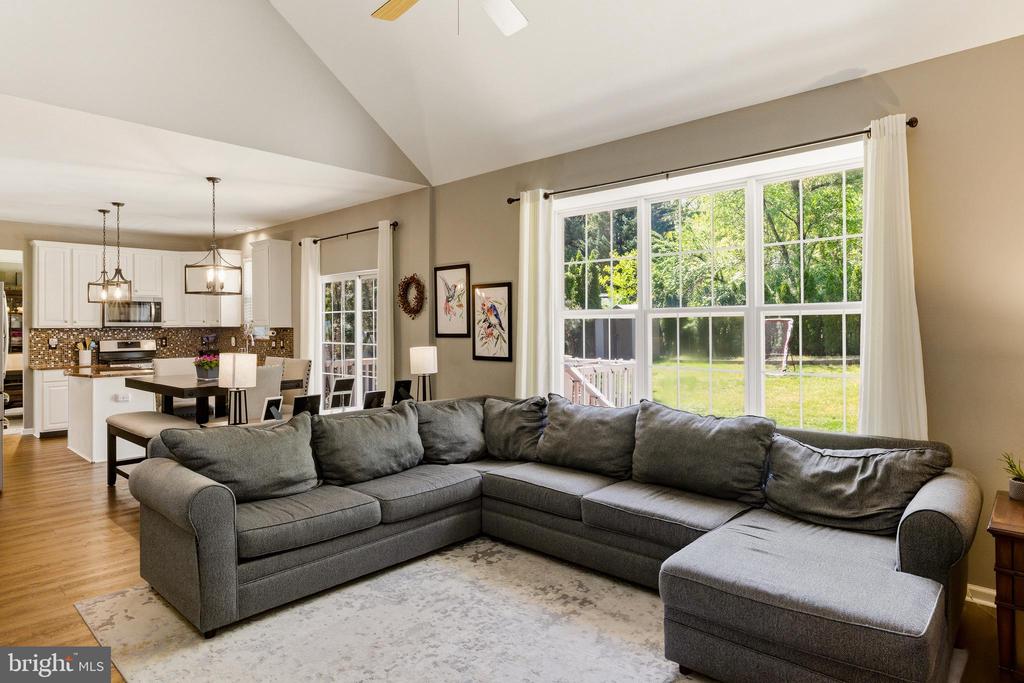 65 FOX HOLLOW LANE