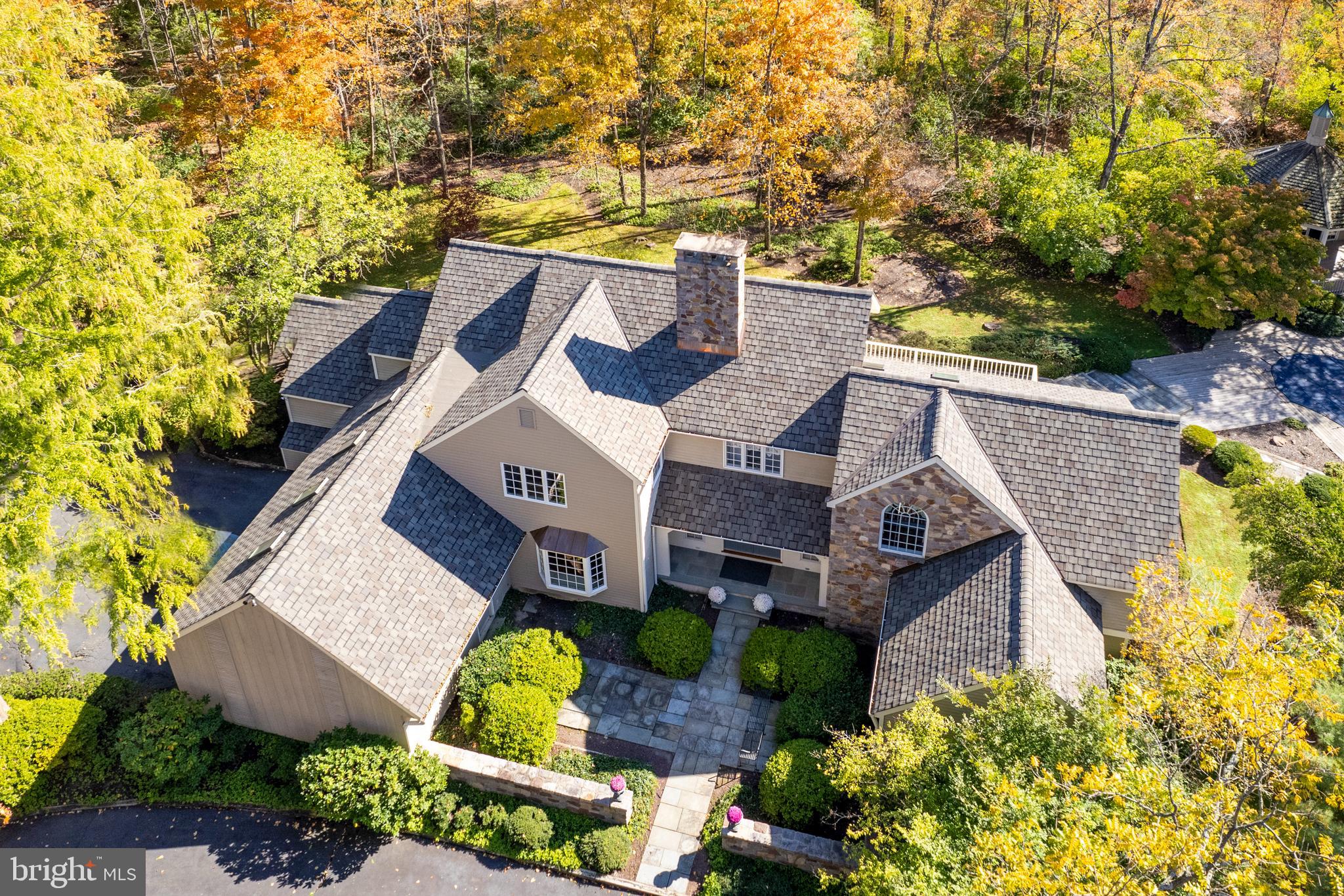 296 Wendover Dr