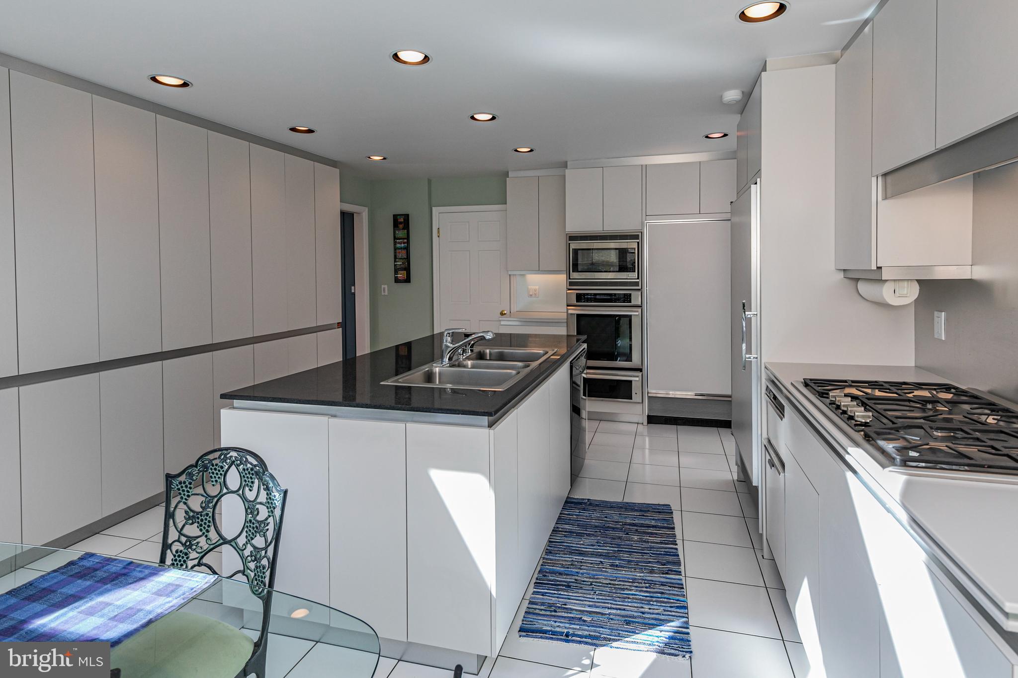 296 Wendover Dr