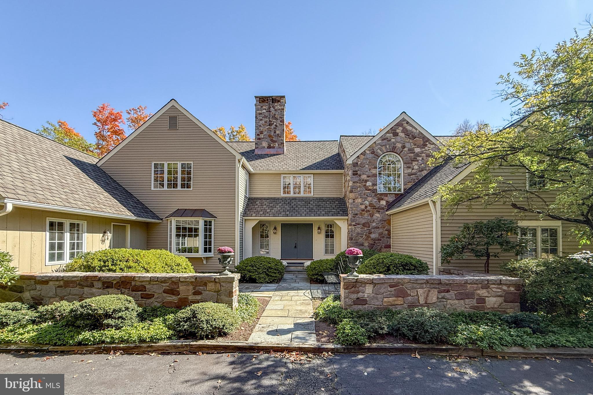 296 Wendover Dr