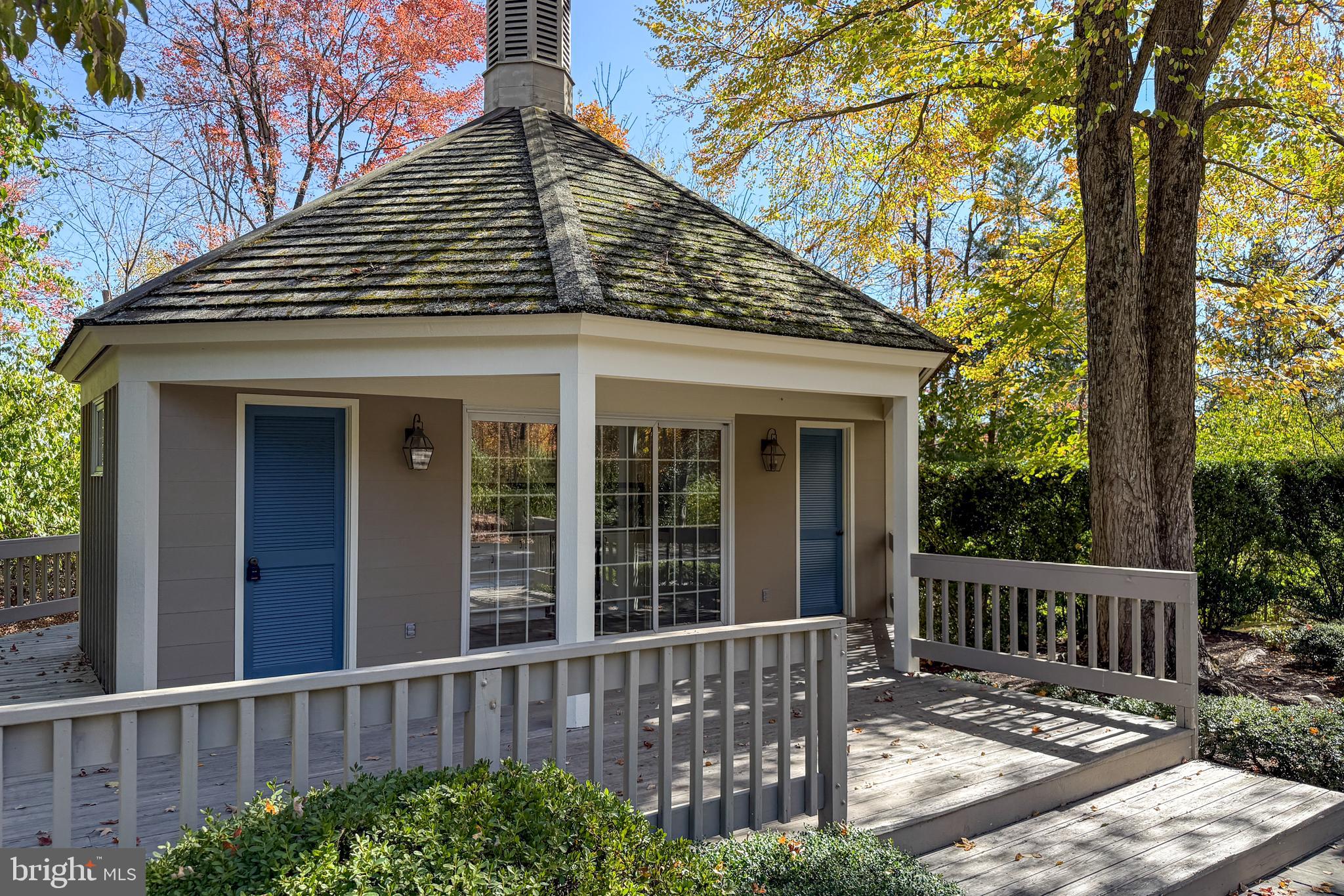 296 Wendover Dr