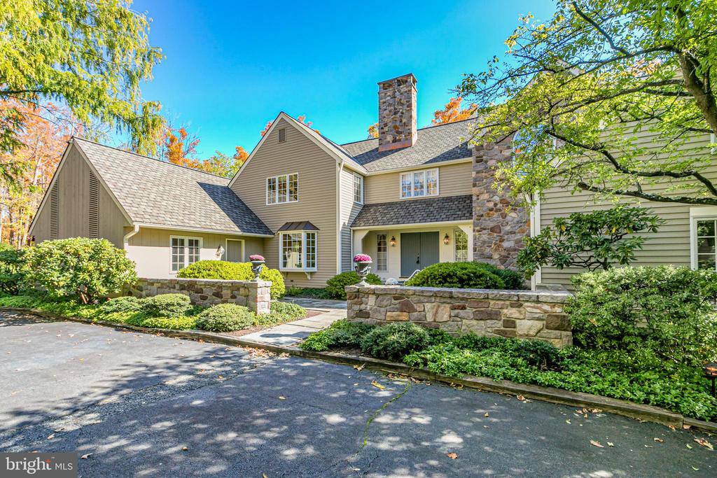 296 Wendover Dr