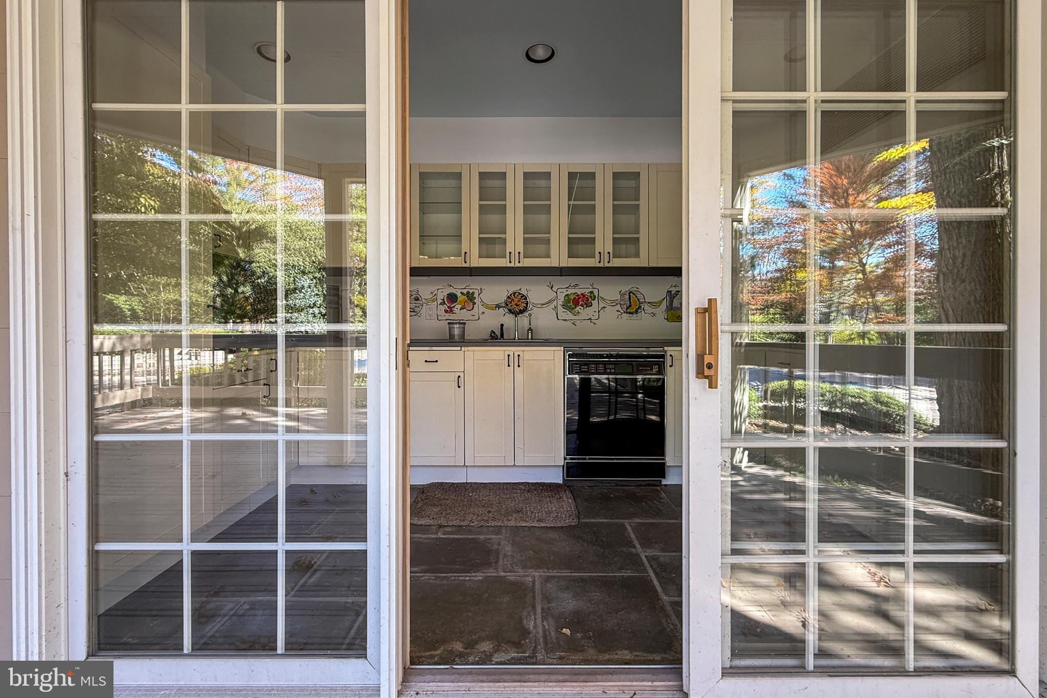 296 Wendover Dr