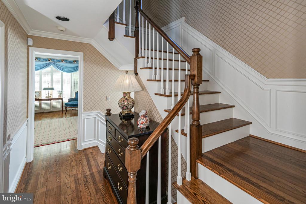 296 Wendover Dr