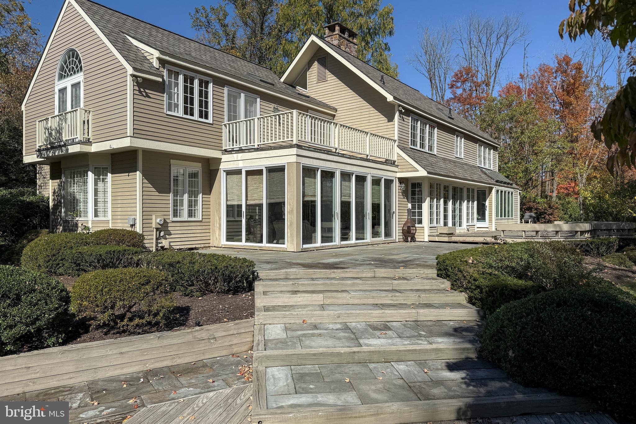 296 Wendover Dr