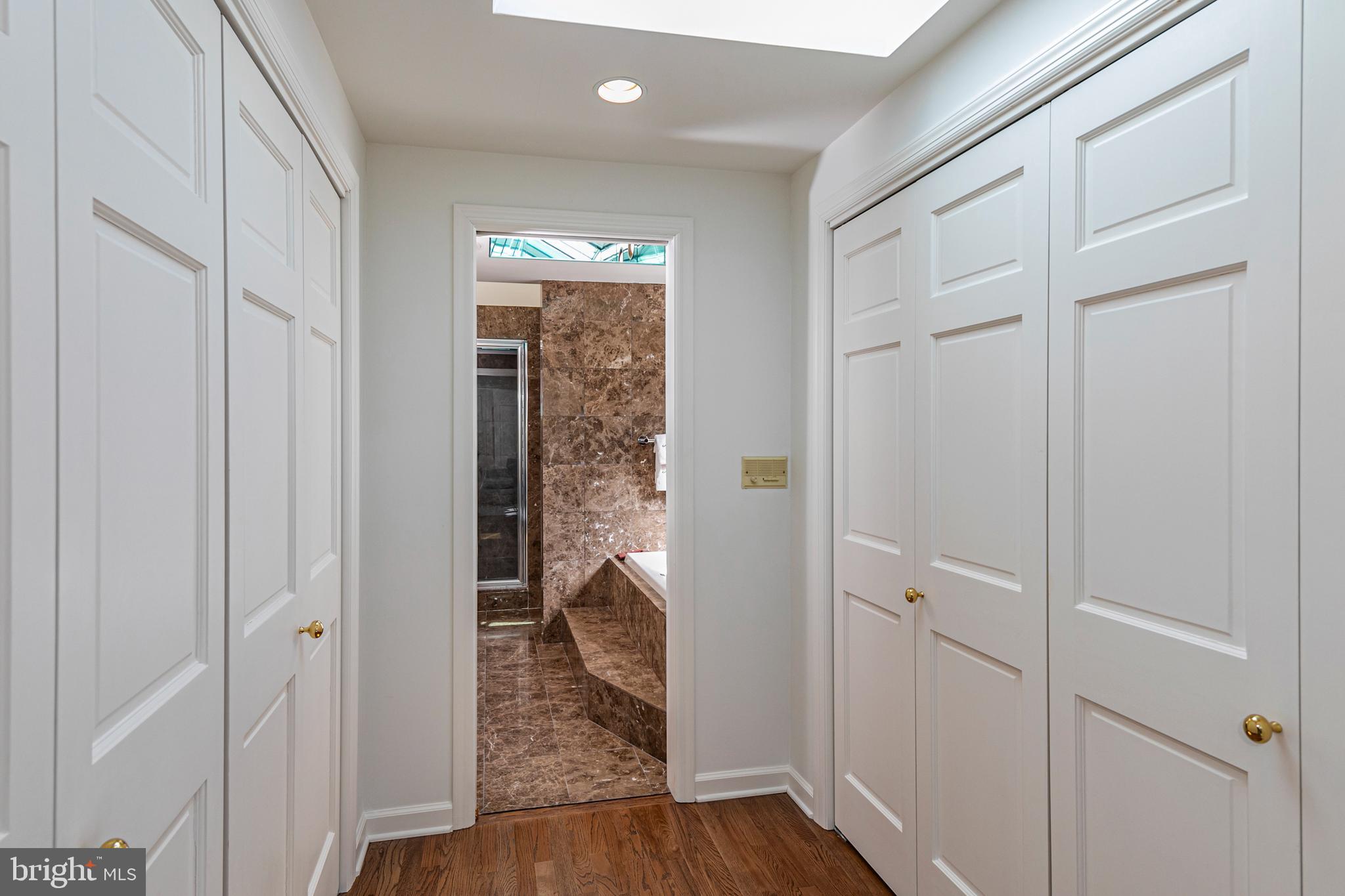 296 Wendover Dr