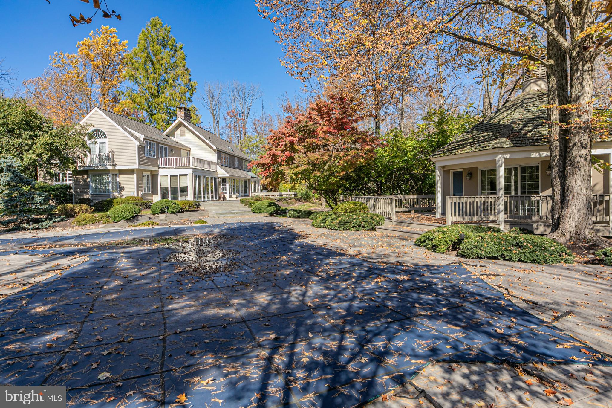 296 Wendover Dr