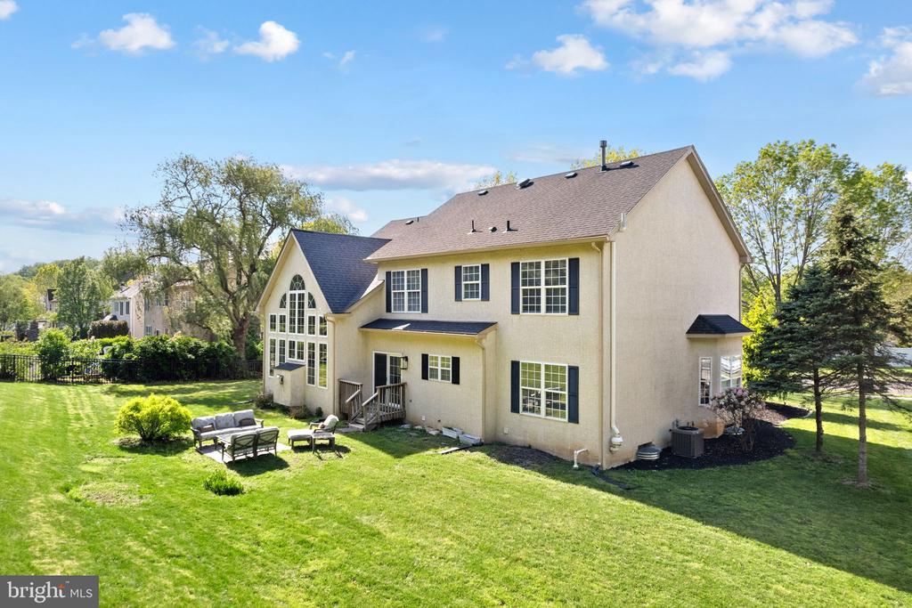 3901 CHARTER CLUB DRIVE