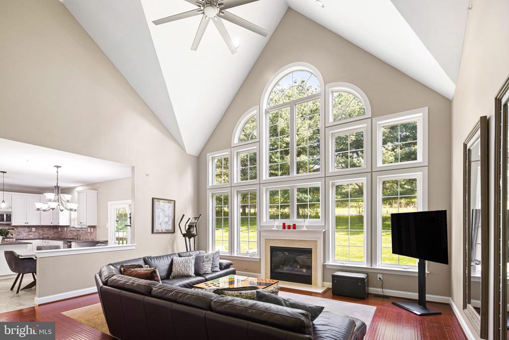 3901 CHARTER CLUB DRIVE