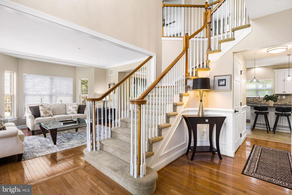 3901 CHARTER CLUB DRIVE