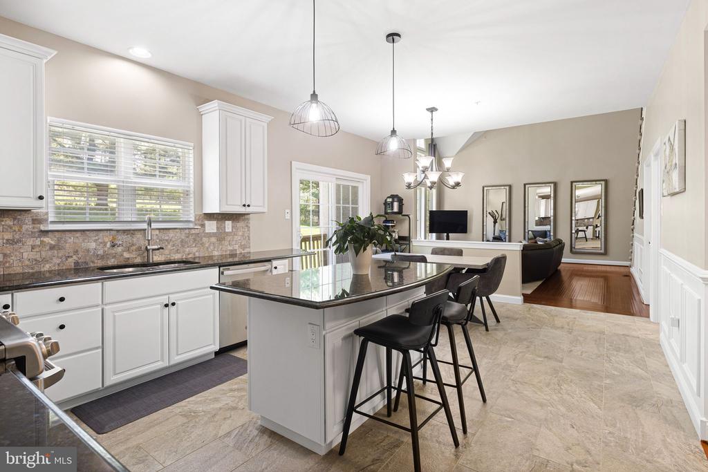 3901 CHARTER CLUB DRIVE