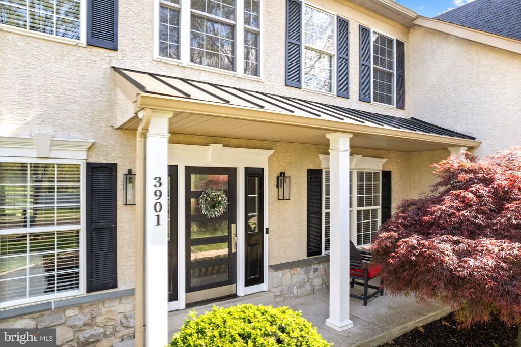 3901 CHARTER CLUB DRIVE