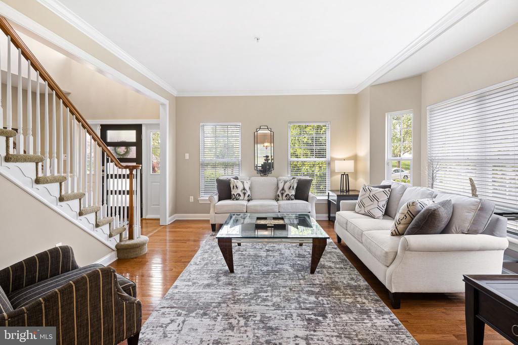 3901 CHARTER CLUB DRIVE