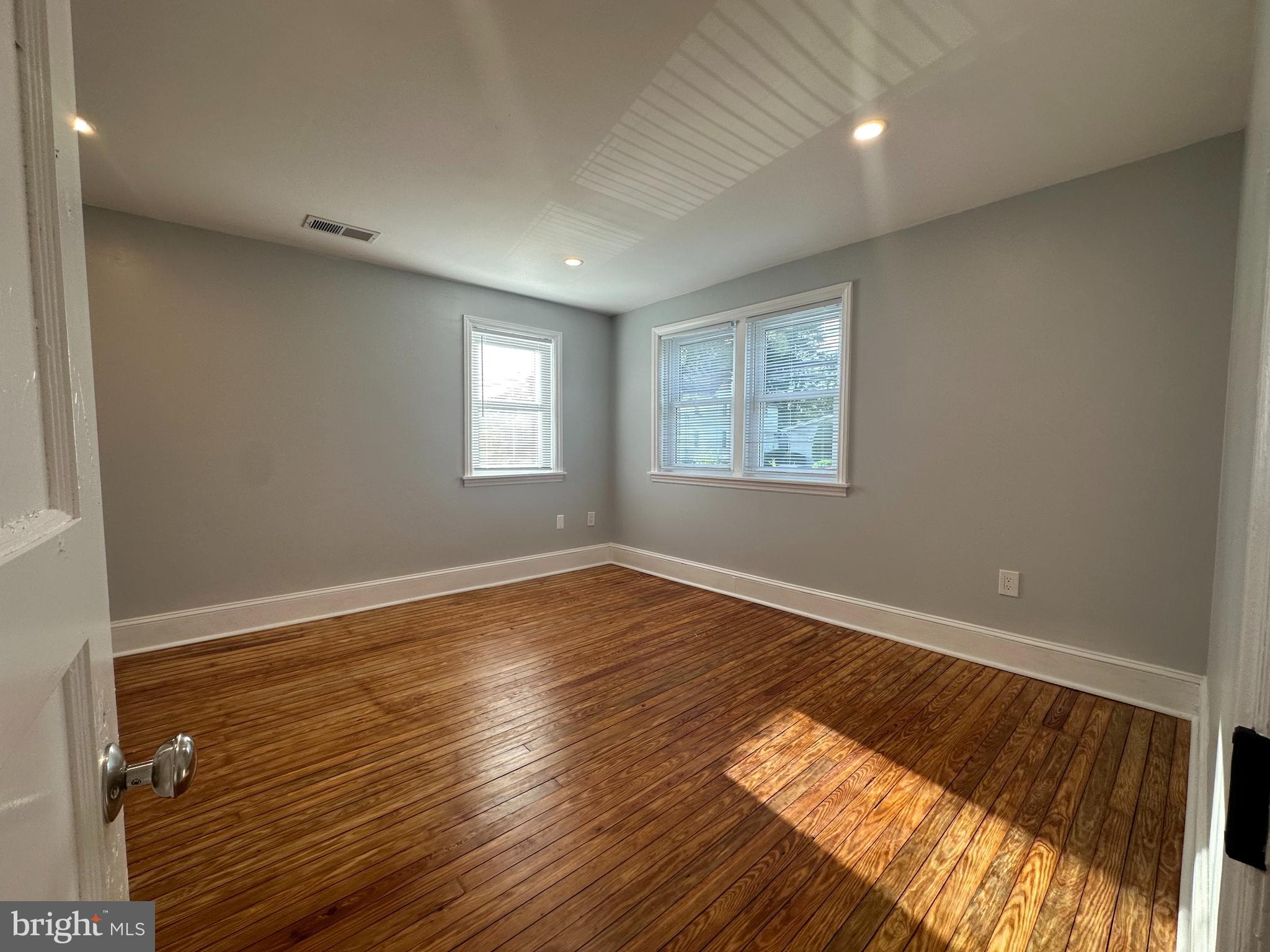 47 W Central Ave #B