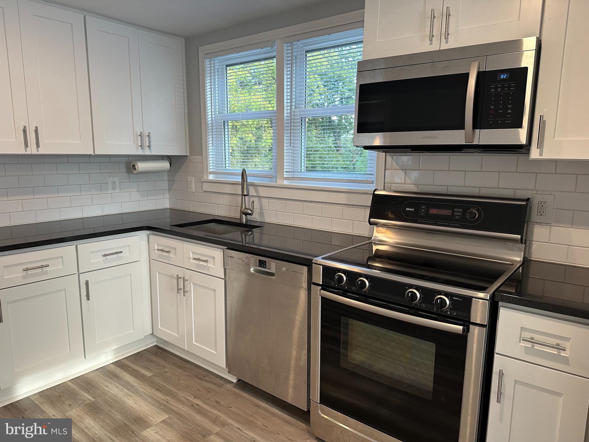 47 W Central Ave #B