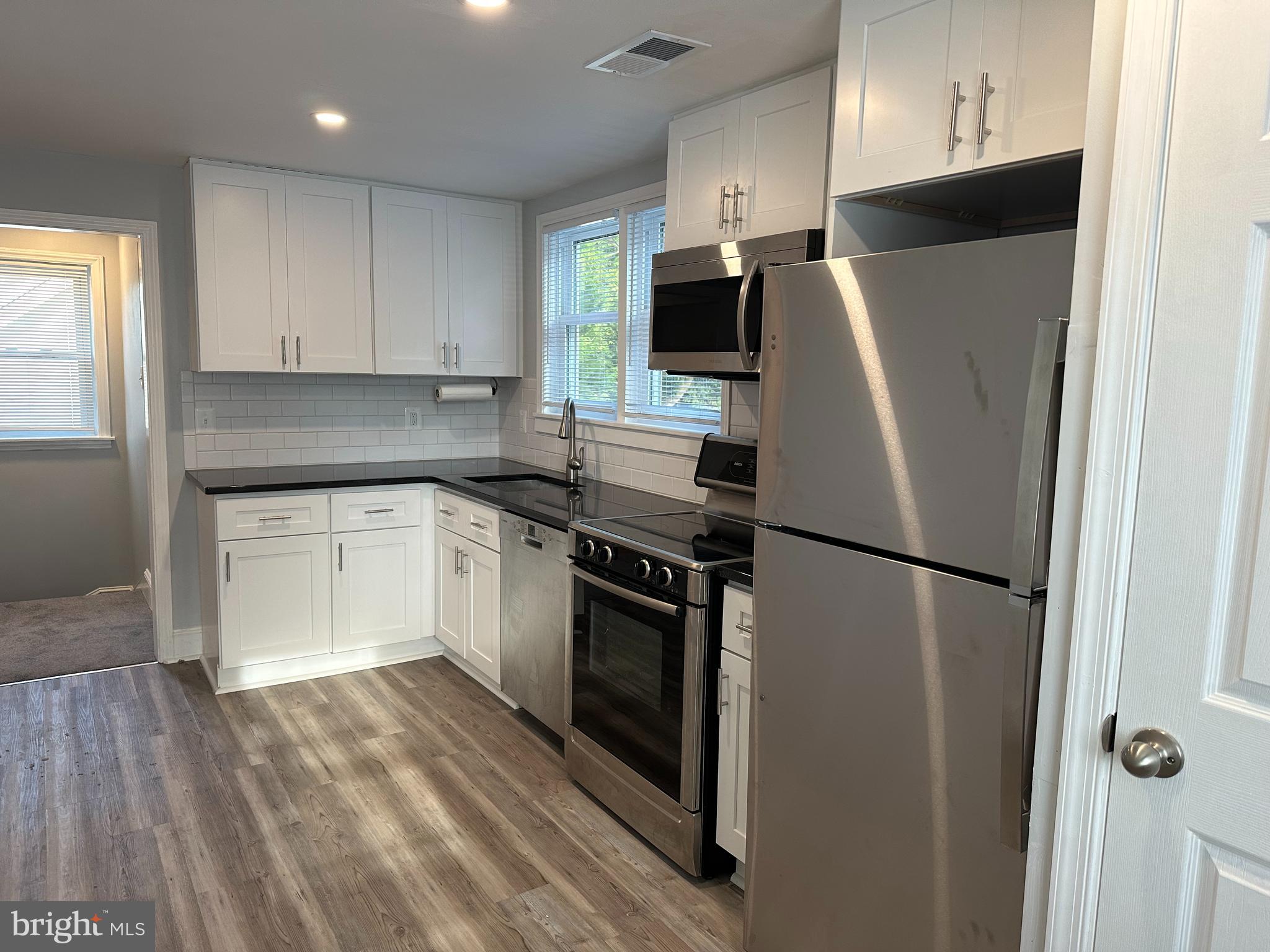 47 W Central Ave #B