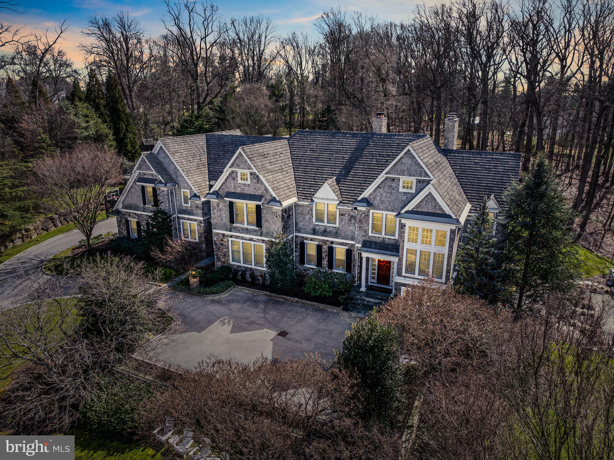 322 Winfield Rd