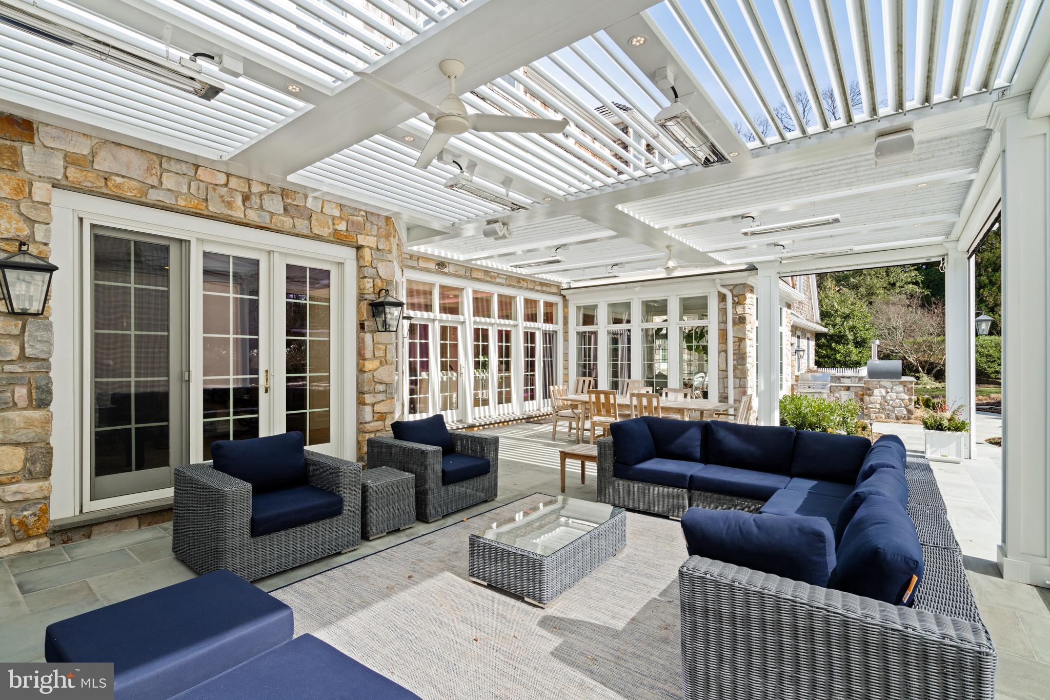 322 Winfield Rd
