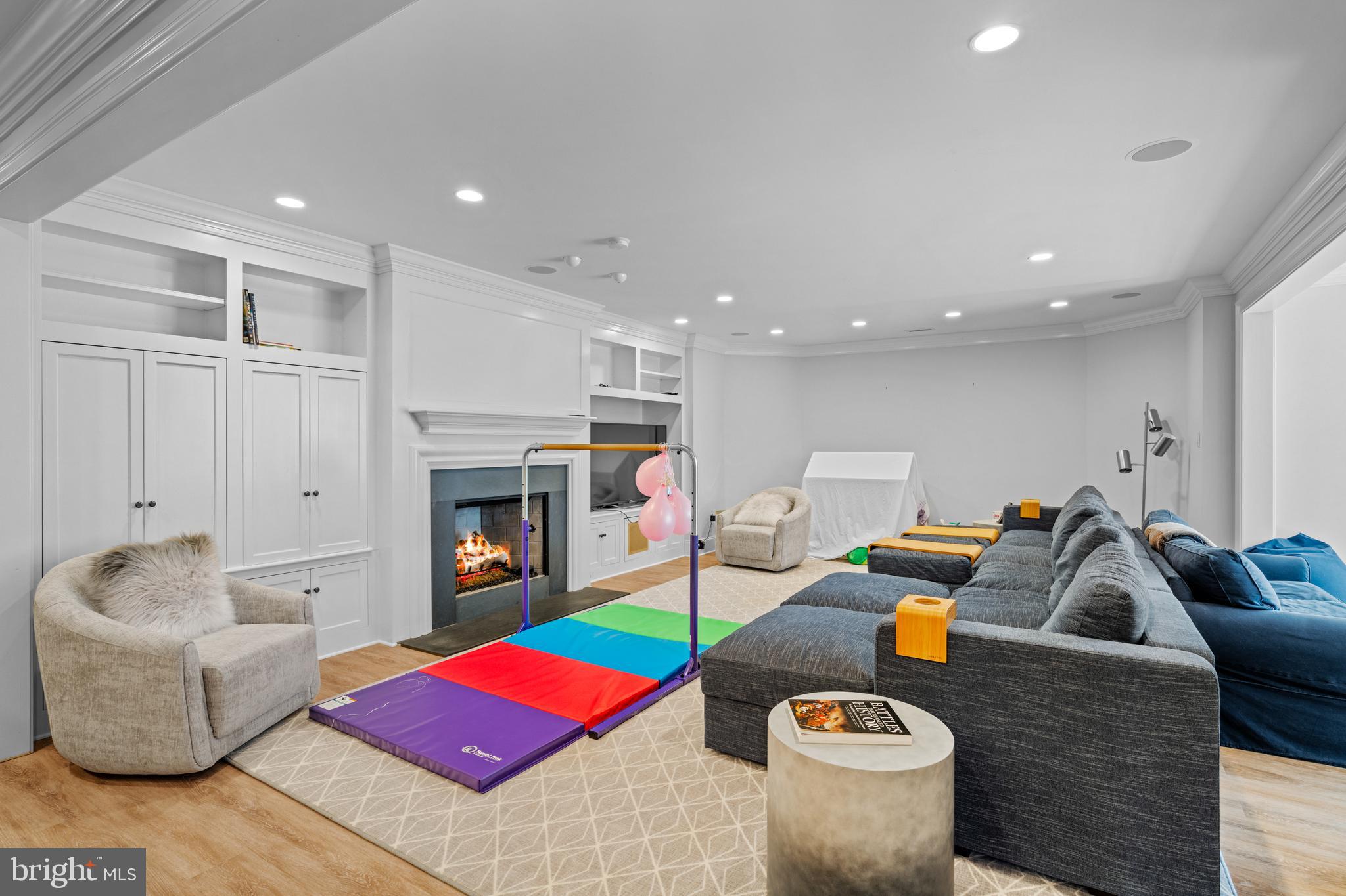 322 Winfield Rd
