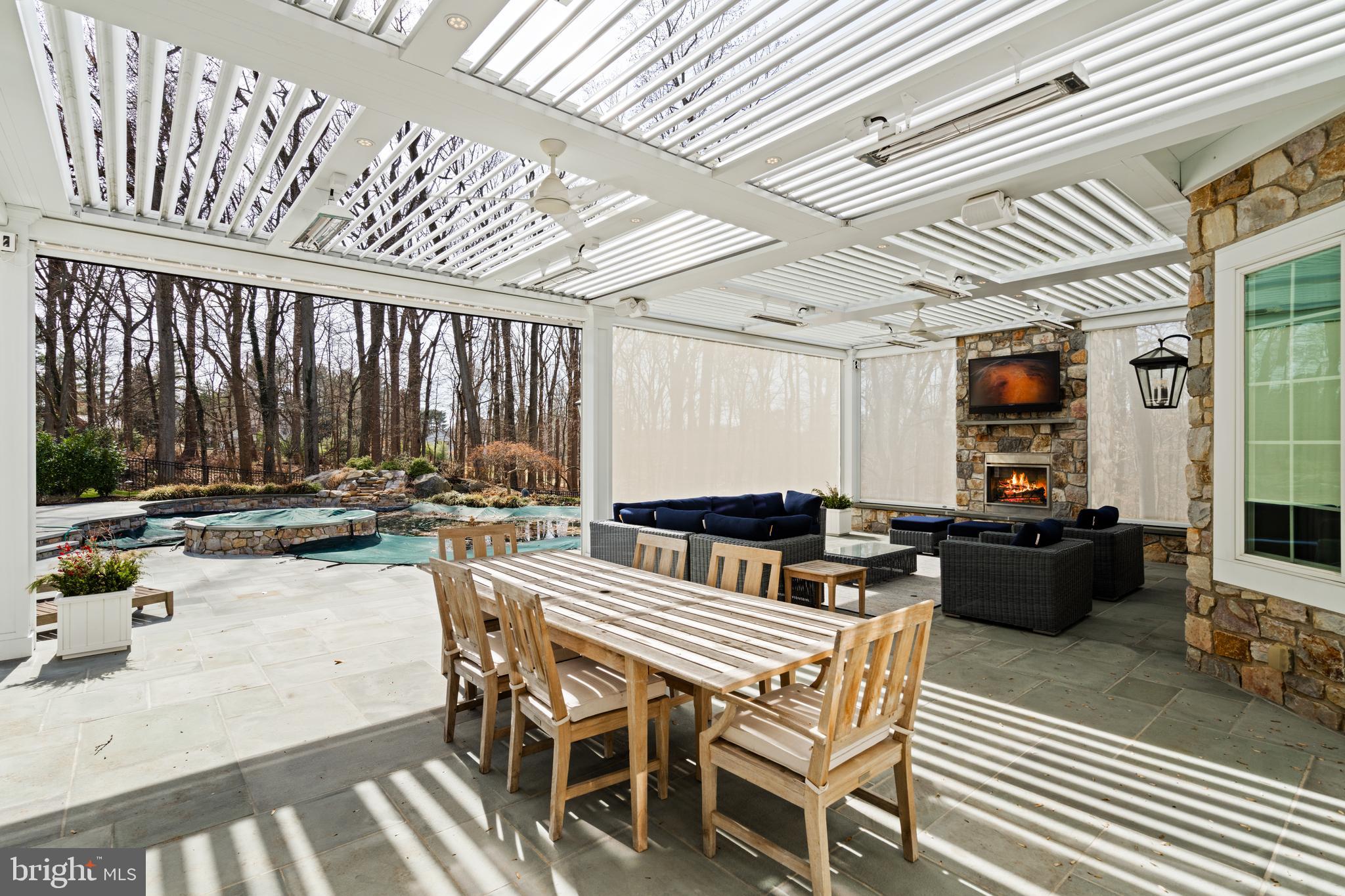 322 Winfield Rd