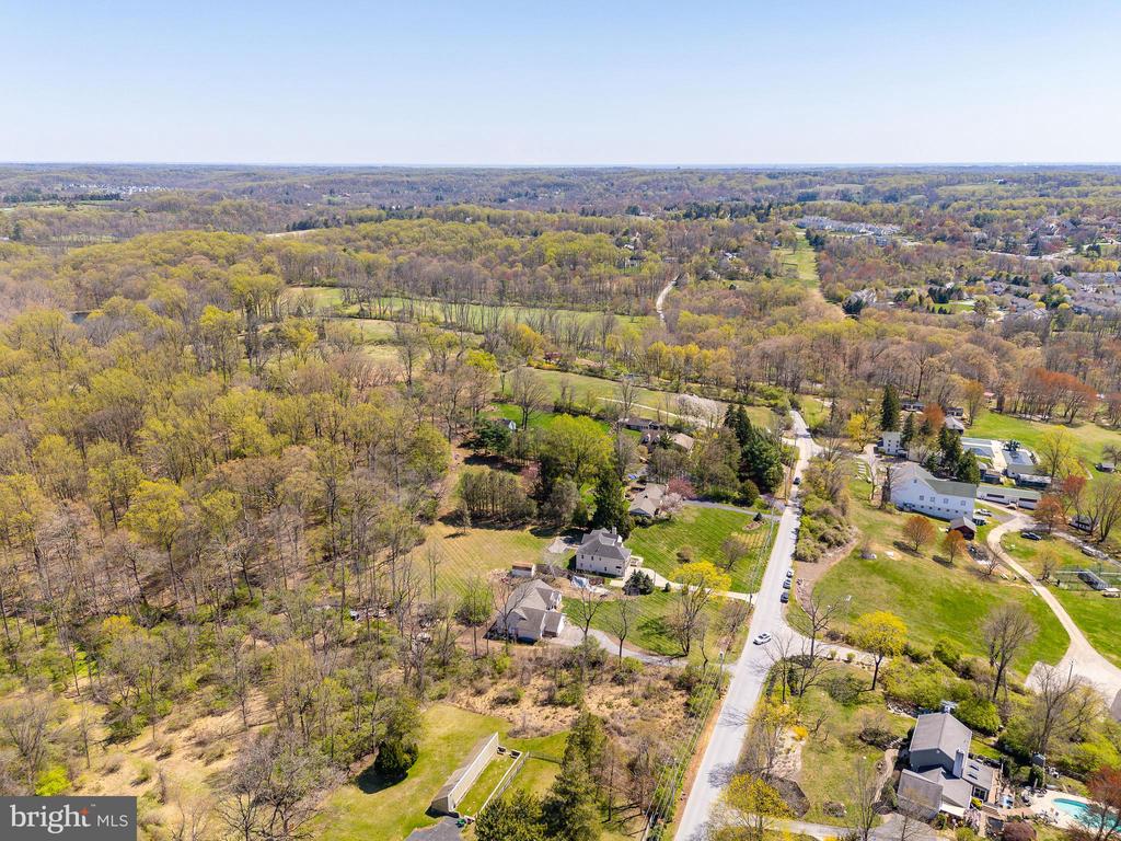 305 Dutton Mill Rd