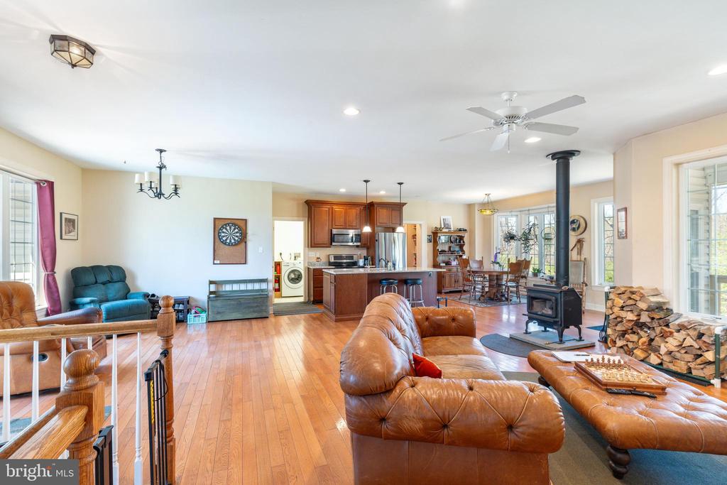 305 Dutton Mill Rd