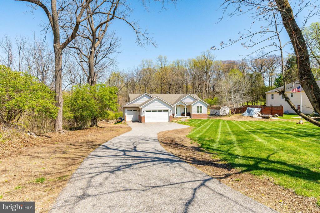 305 Dutton Mill Rd