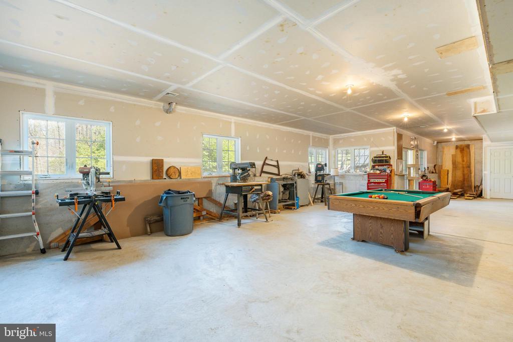 305 Dutton Mill Rd