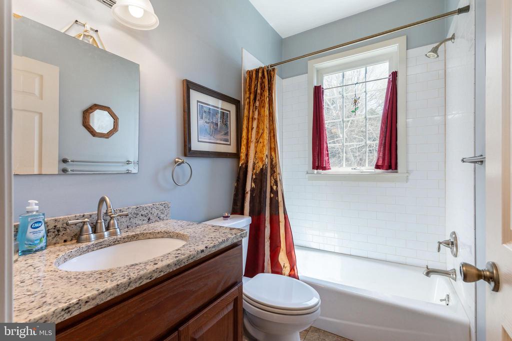 305 Dutton Mill Rd