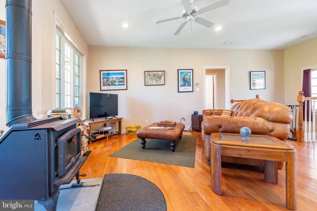 305 Dutton Mill Rd