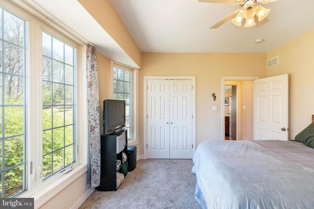 305 Dutton Mill Rd
