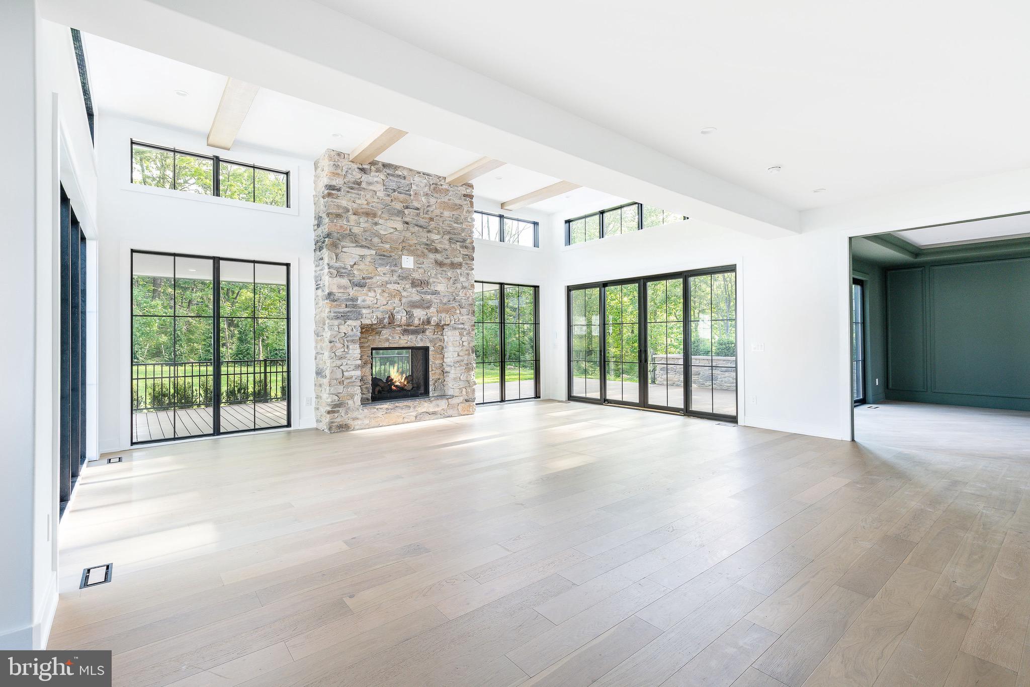 918 Ethan Allen Rd
