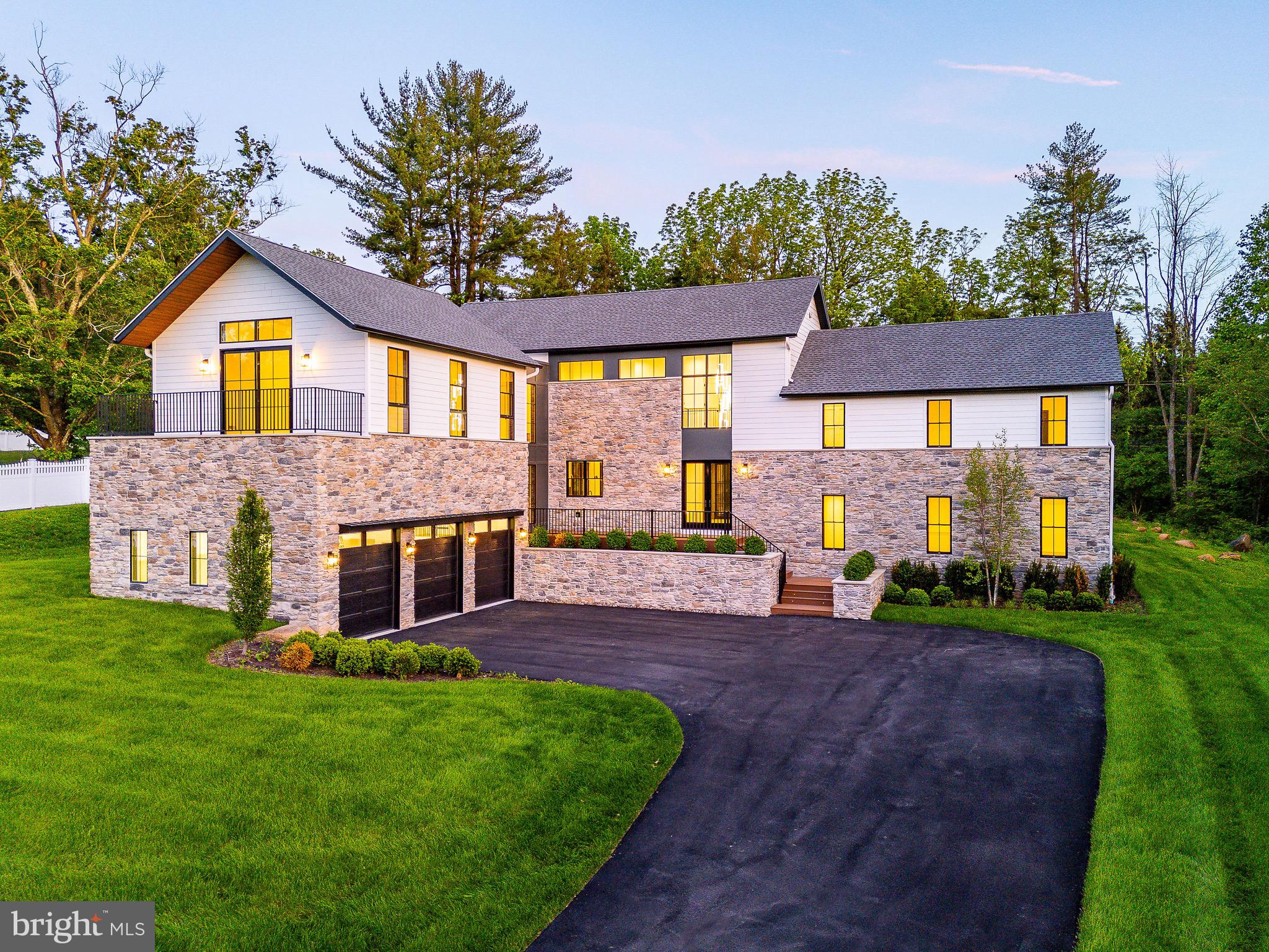 918 Ethan Allen Rd