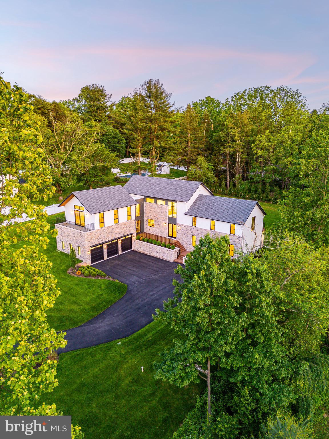 918 Ethan Allen Rd