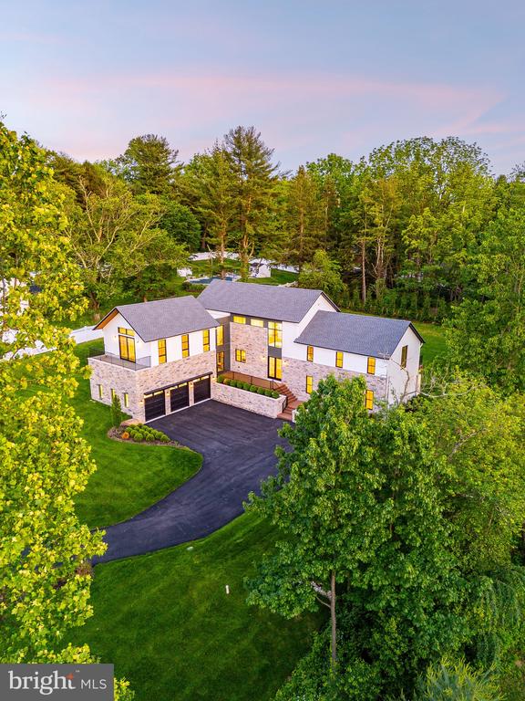 918 Ethan Allen Rd