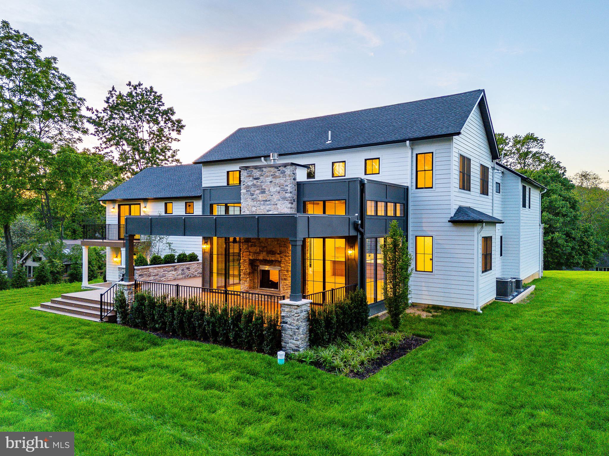 918 Ethan Allen Rd