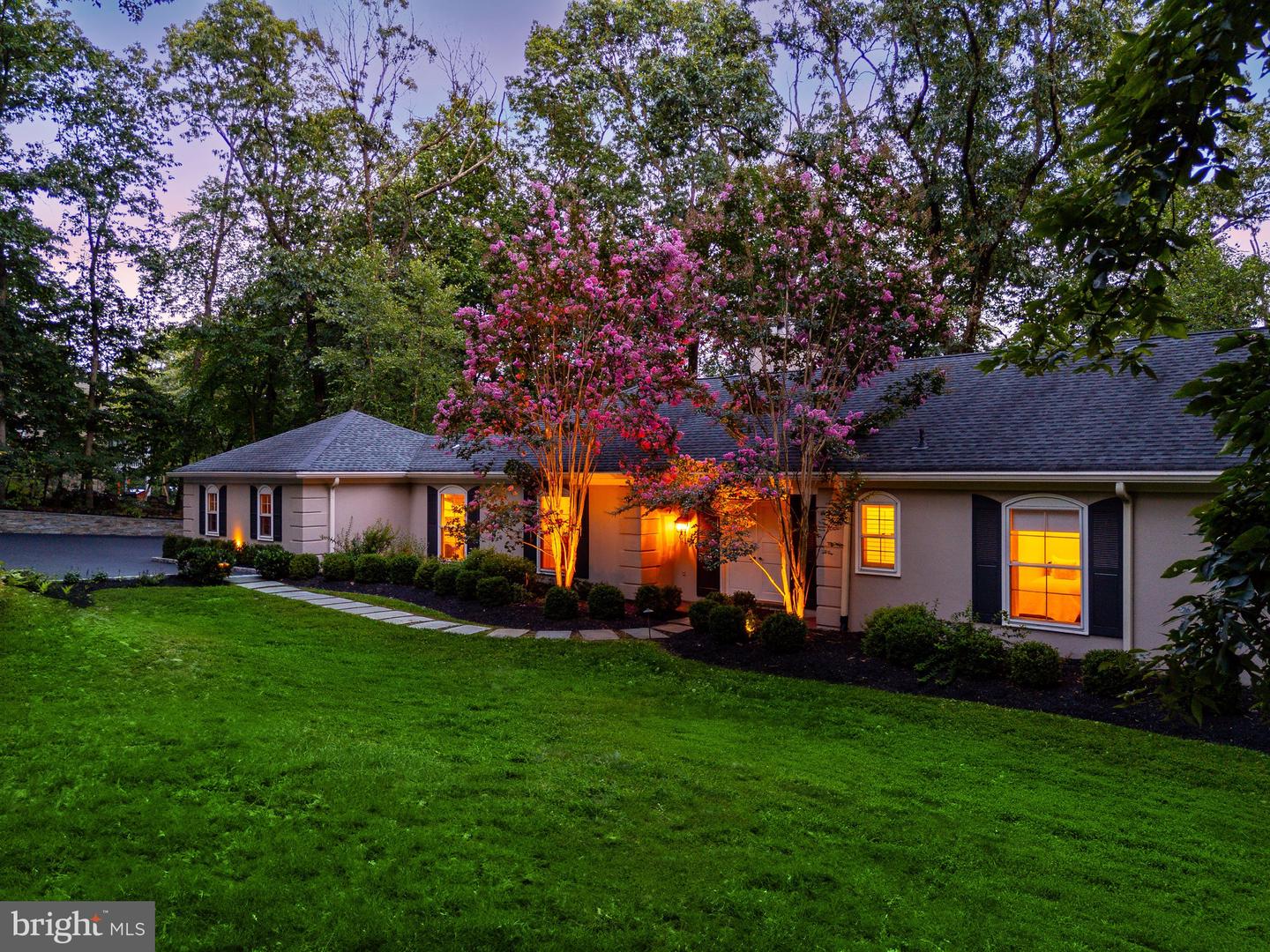 1749 S Forge Mountain Dr