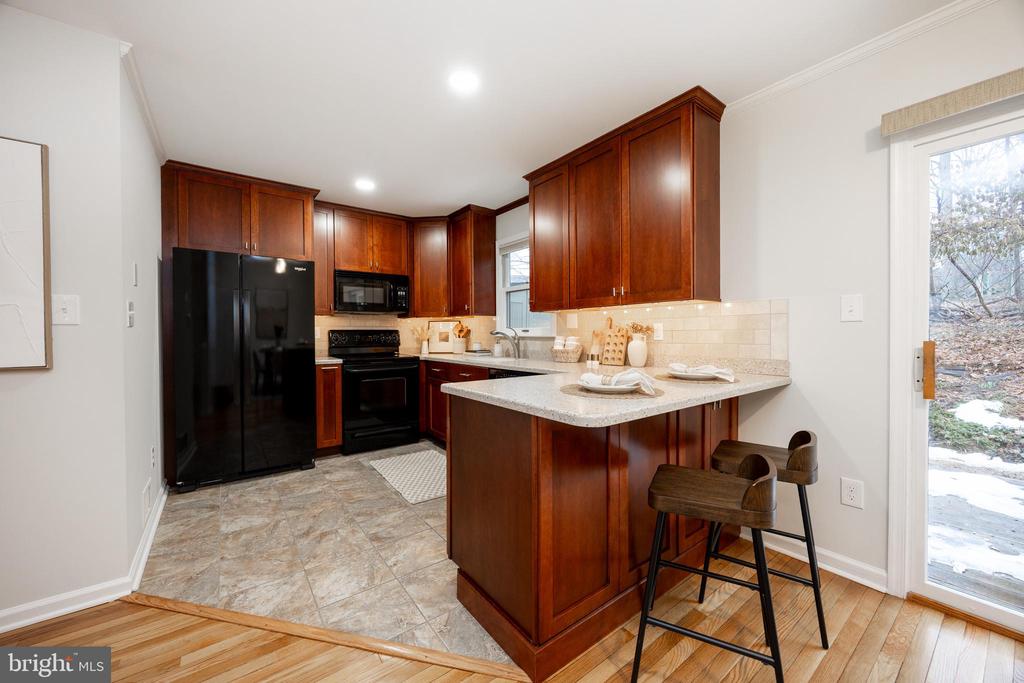 525 PICKERING STATION DRIVE