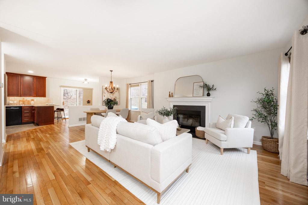 525 PICKERING STATION DRIVE