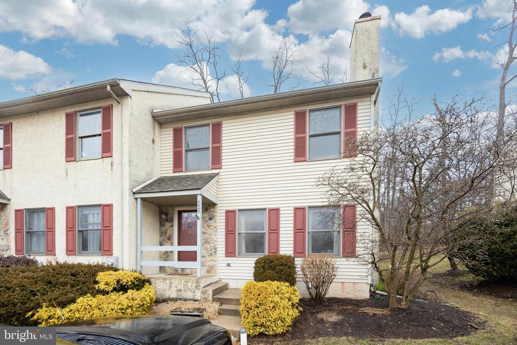 525 PICKERING STATION DRIVE