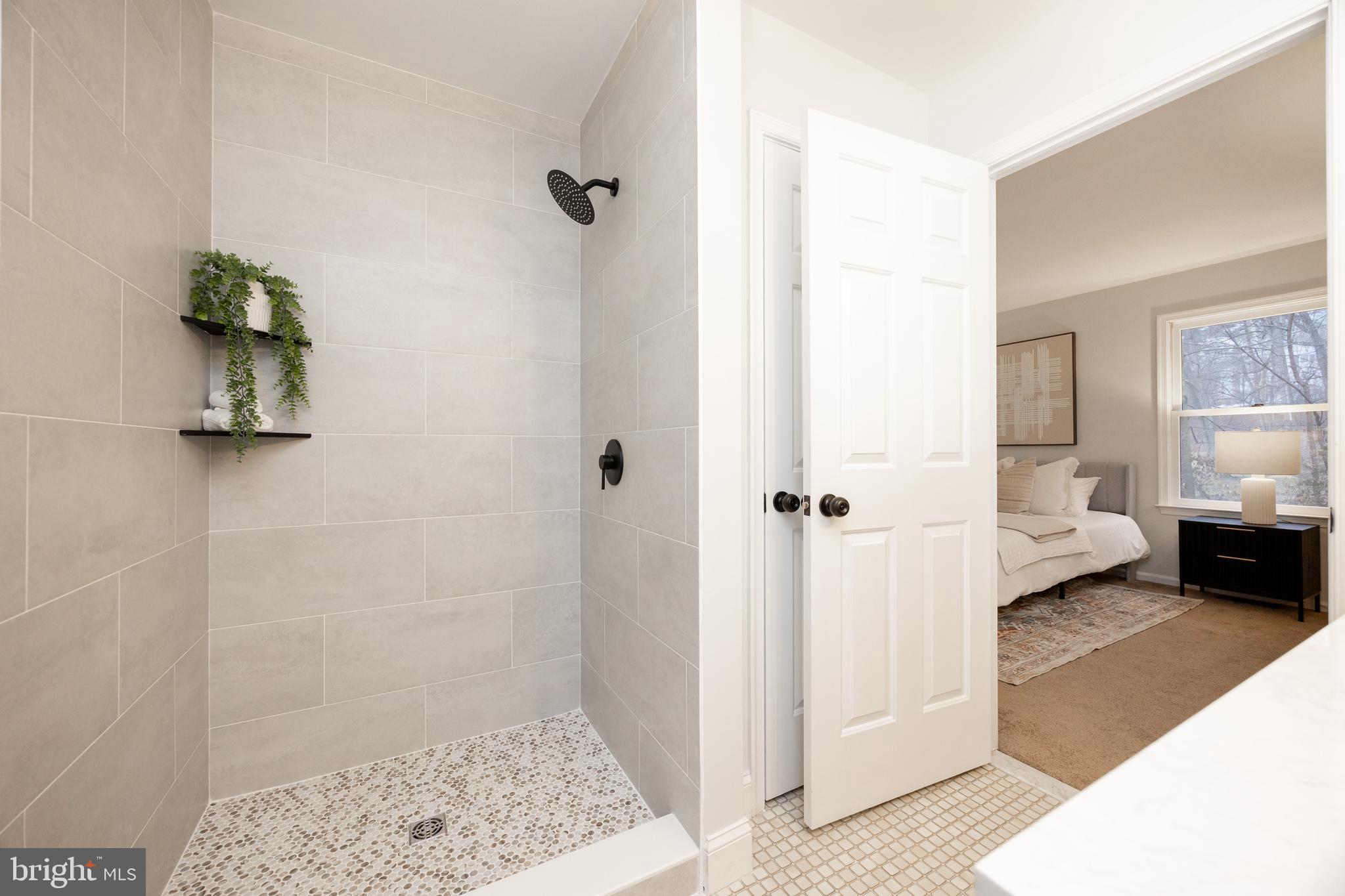 525 PICKERING STATION DRIVE