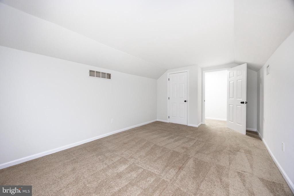 525 PICKERING STATION DRIVE