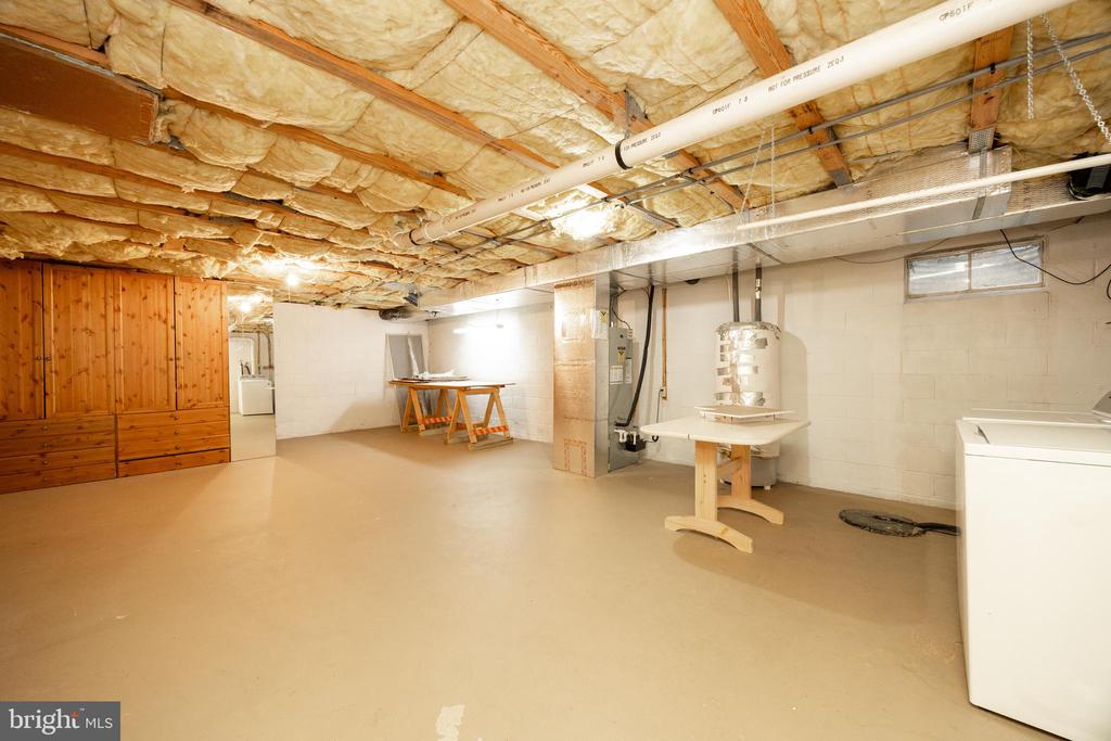 525 PICKERING STATION DRIVE
