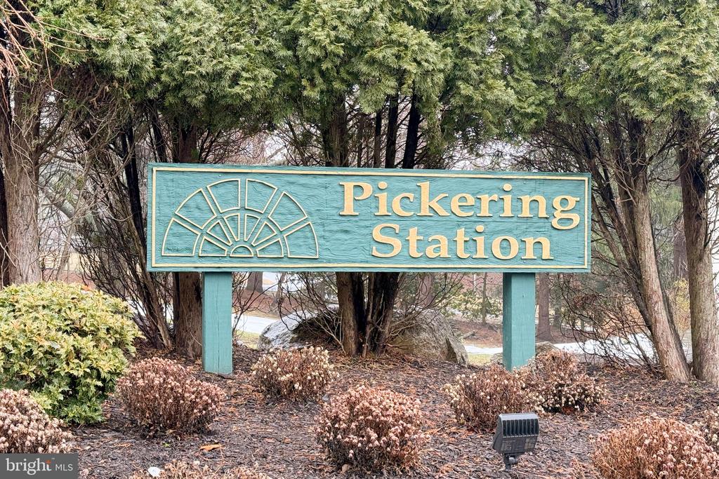 525 PICKERING STATION DRIVE